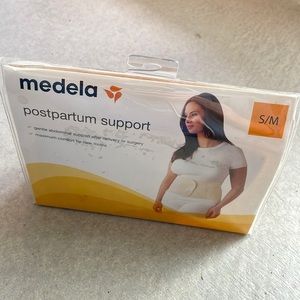 🔵 BLUE DOT SALE 🔵 
Medela Postpartum Support S/M